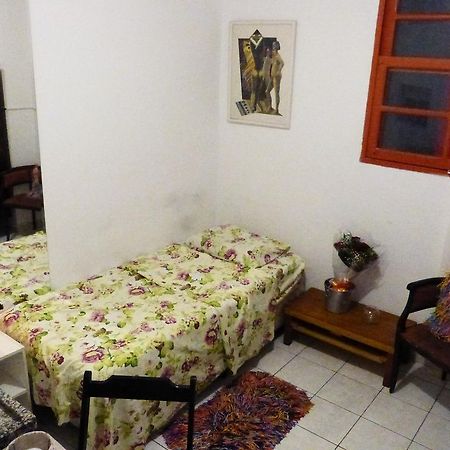Hospedaria Amarelinho Hostel Сао Паоло Екстериор снимка